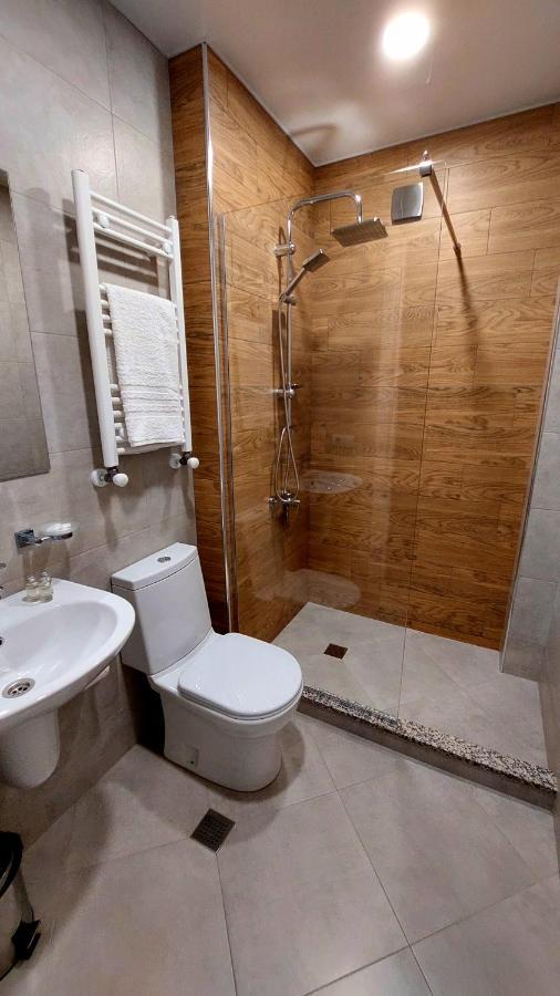 Falcon Boutique Hotel Тбилиси Экстерьер фото