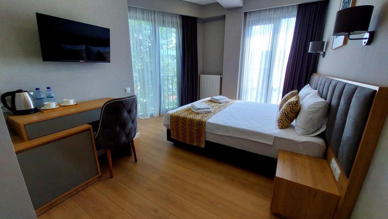 Falcon Boutique Hotel Тбилиси Экстерьер фото