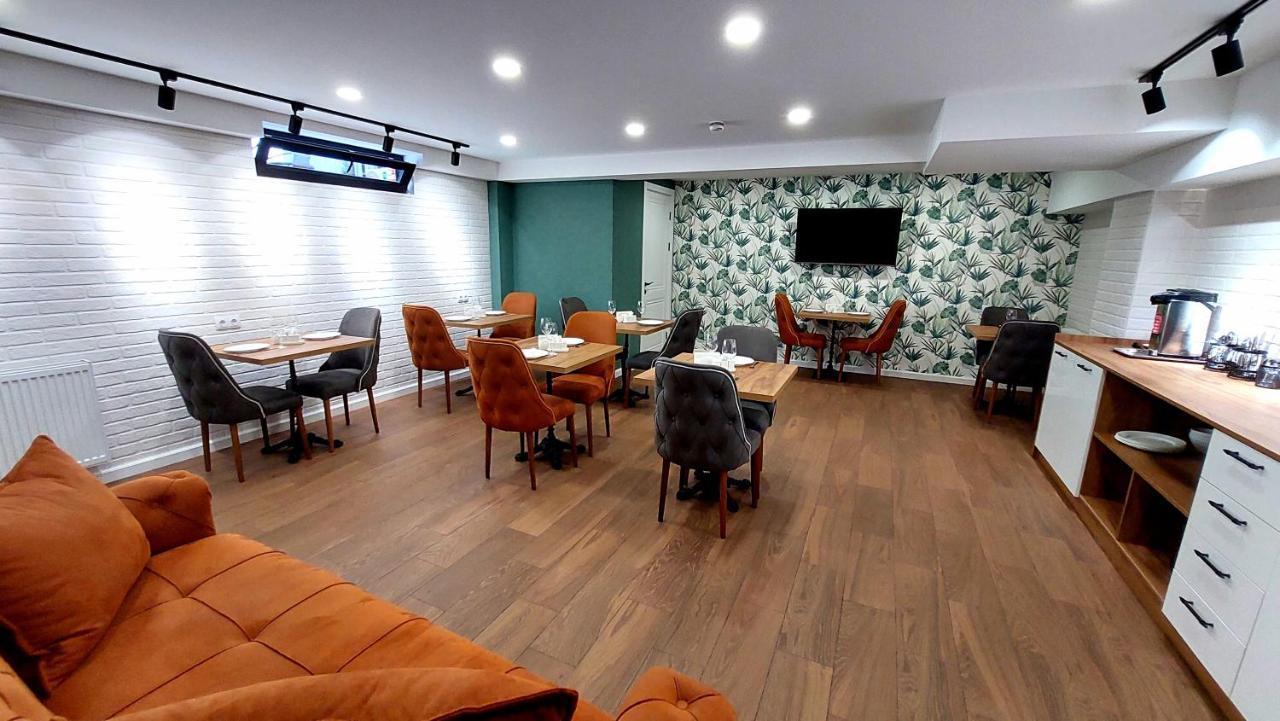 Falcon Boutique Hotel Тбилиси Экстерьер фото